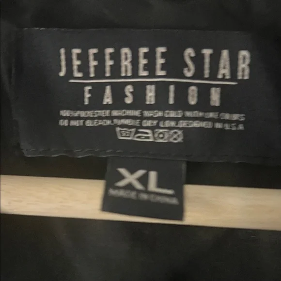 Jeffree Star Green and Beige Bomber Jacket - Picture 2 of 4